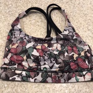 Lululemon sports bra